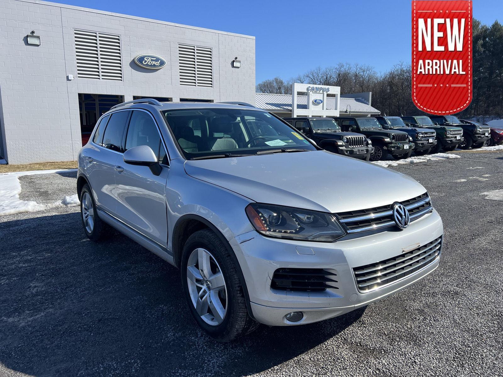 2012 Volkswagen Touareg Lux