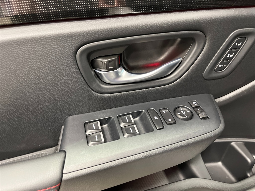 2025 Honda Pilot Black Edition photo 11