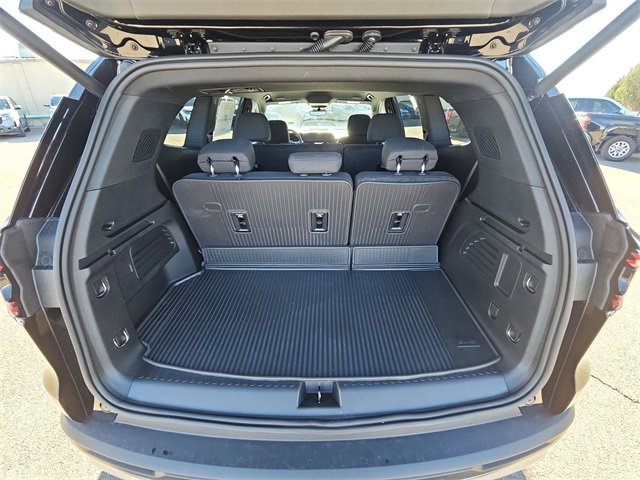 2026 Gmc Acadia Elevation photo 2