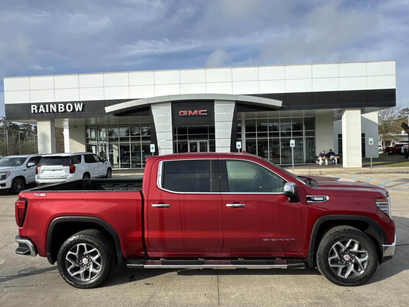 2026 GMC Sierra SLT's photo