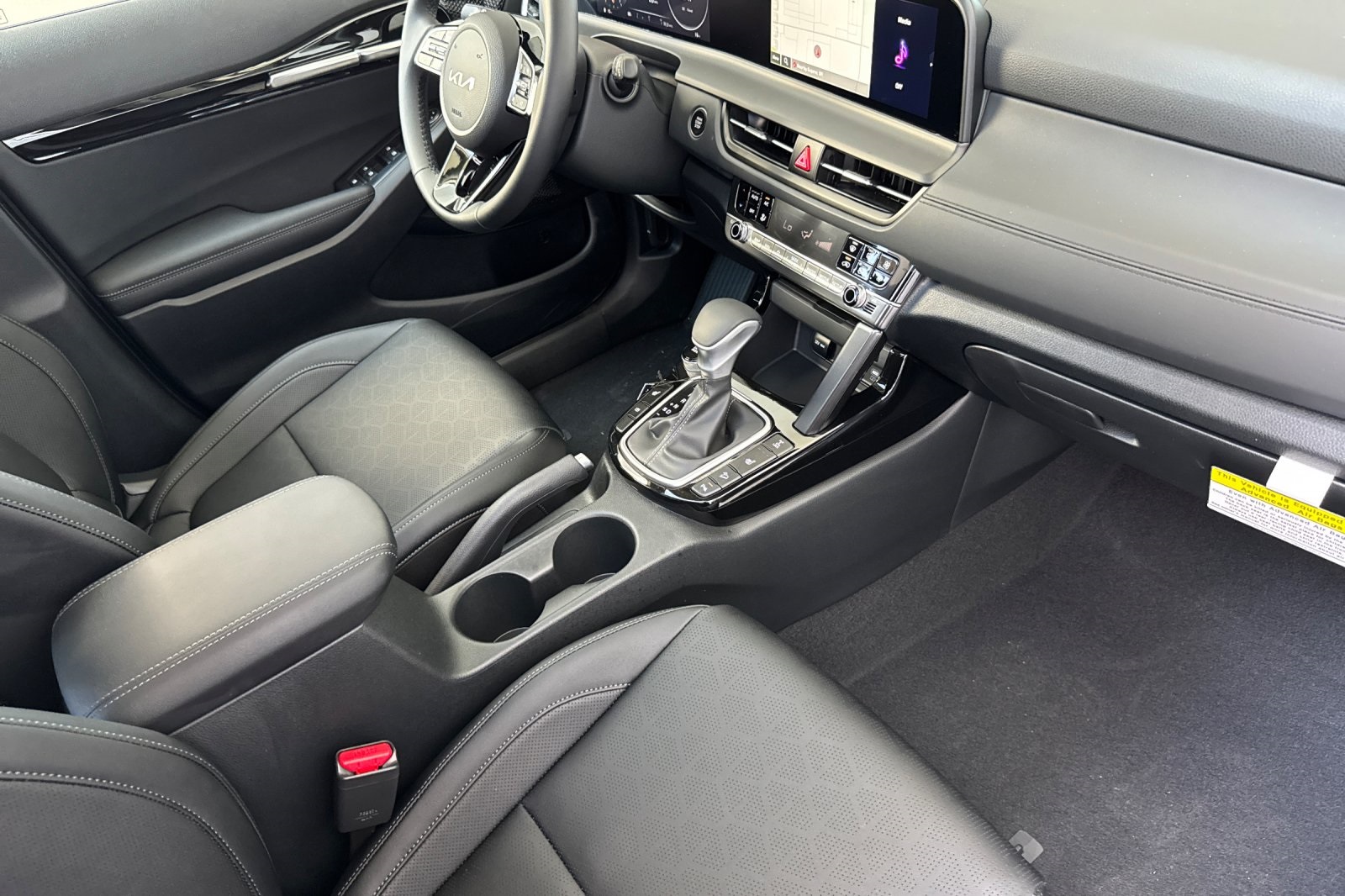 2026 Kia Seltos EX photo 12
