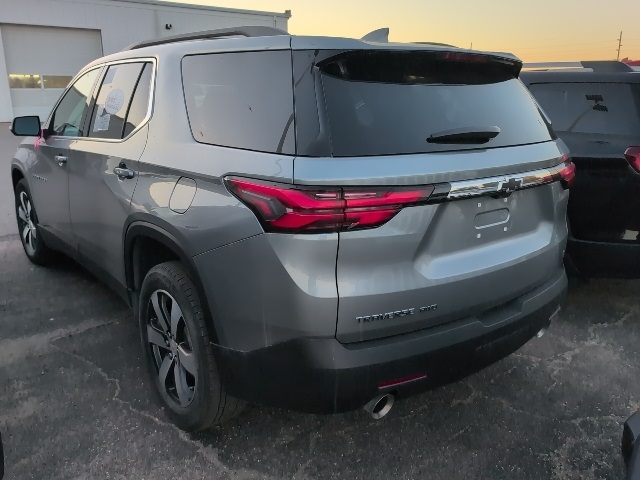 2023 Chevrolet Traverse Leather photo 2