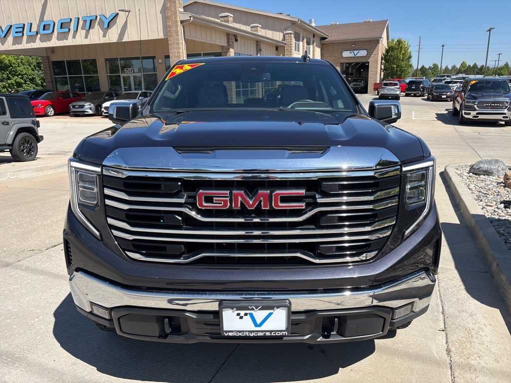 2024 Gmc Sierra 1500 SLT photo 2
