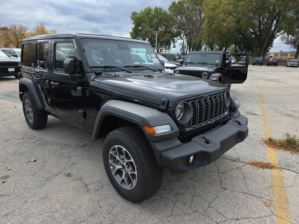 2025 Jeep Wrangler 4-Door Sport S's photo