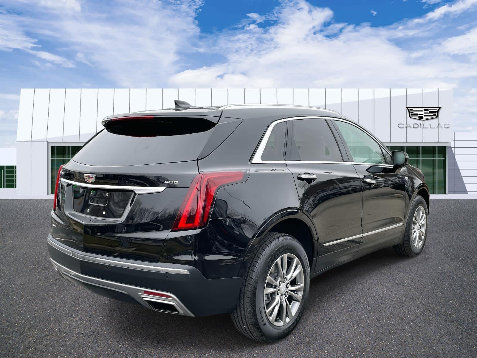 2023 Cadillac XT5 Premium Luxury photo 3