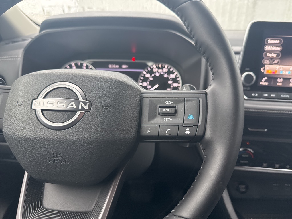 2025 Nissan Rogue SV photo 9