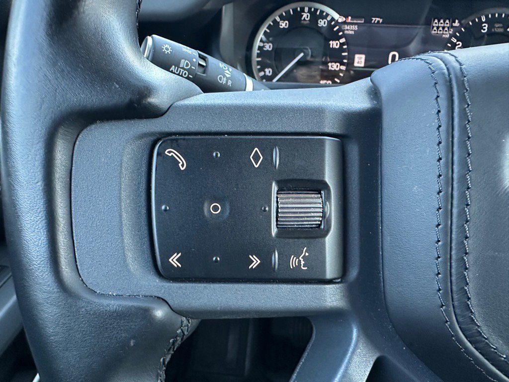 2023 Land Rover Defender 130 X-Dynamic SE photo 21