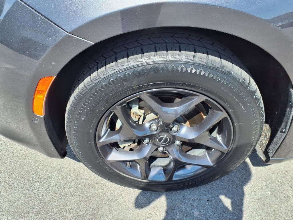 2019 Chrysler Pacifica Limited photo 13