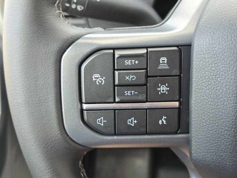 2024 Ford F-150 XLT photo 17