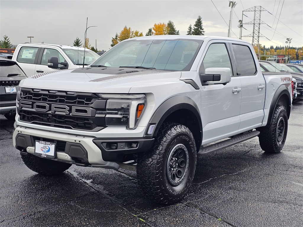 2025 Ford F-150 Raptor photo 3