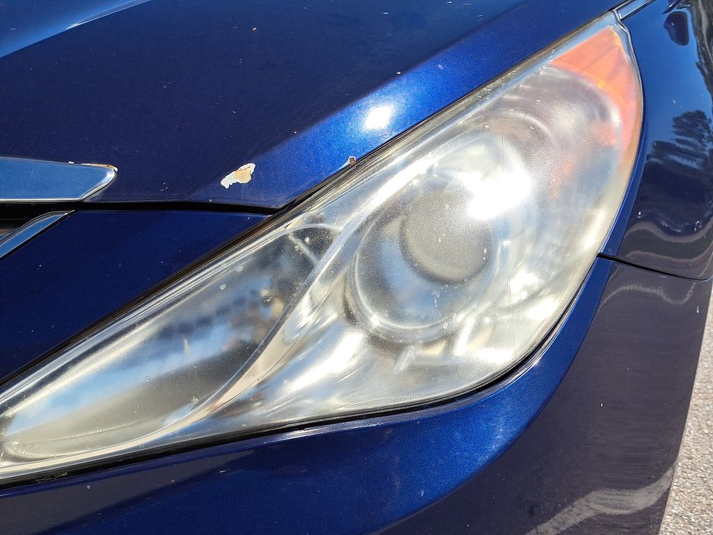 2011 Hyundai Sonata SE photo 4