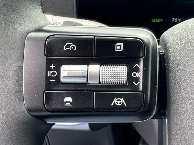 2026 Hyundai Ioniq SEL photo 21
