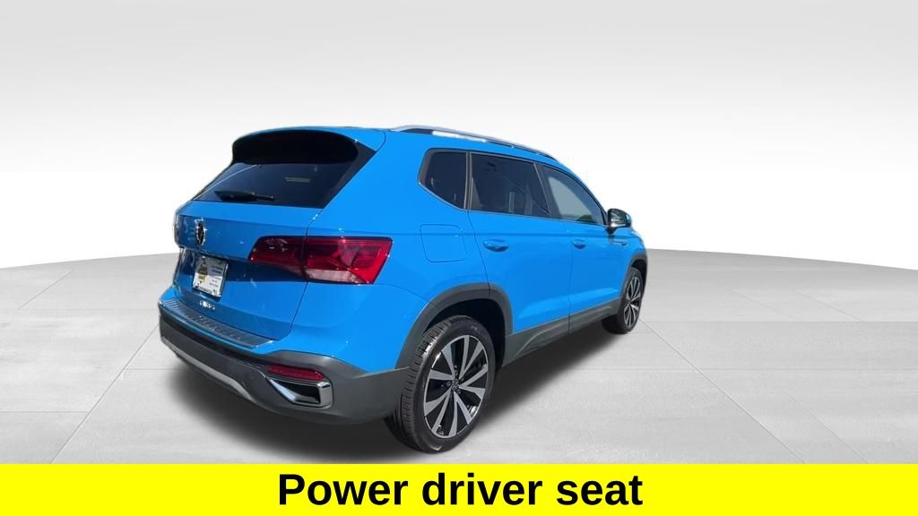 2022 Volkswagen Taos SE photo 11