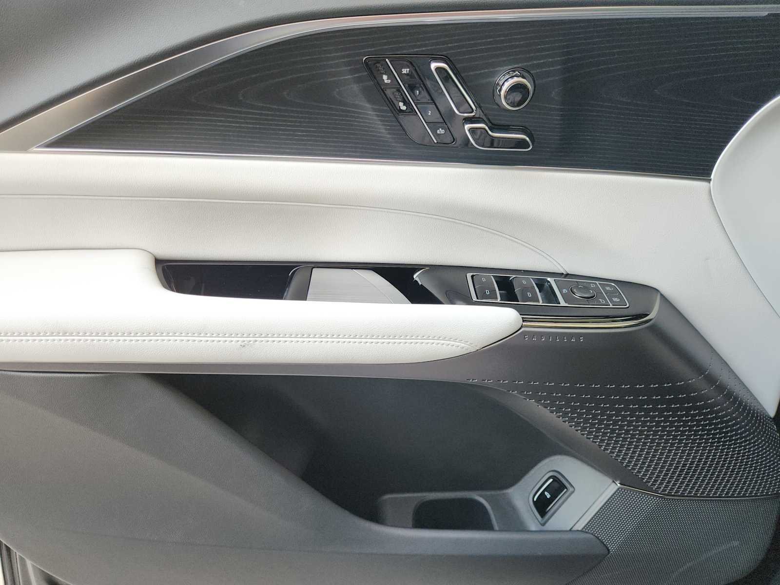 2026 Cadillac Lyriq Sport photo 13