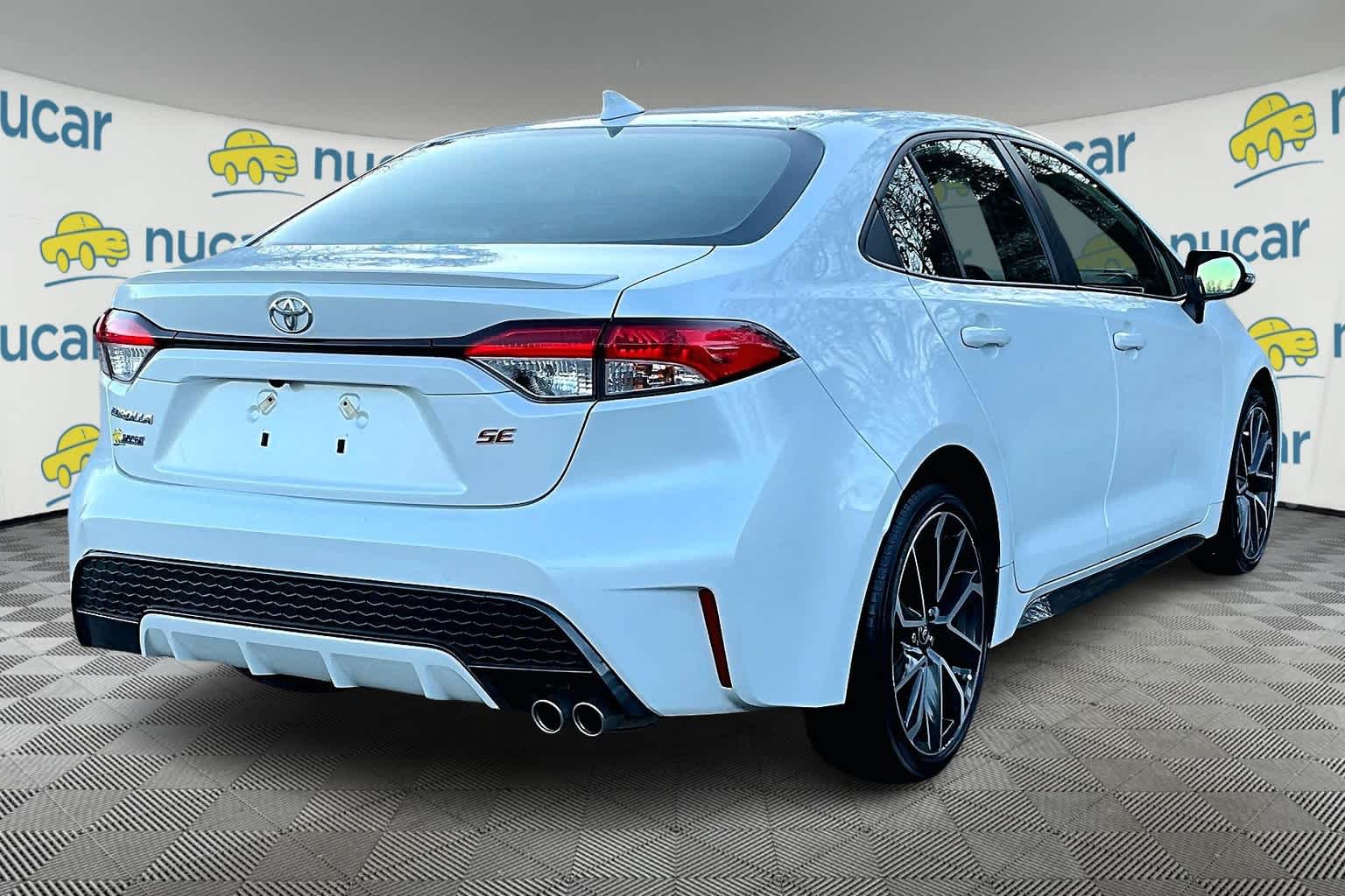 2022 Toyota Corolla SE photo 6