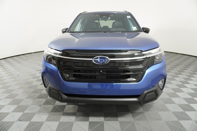 2025 Subaru Forester Touring photo 2