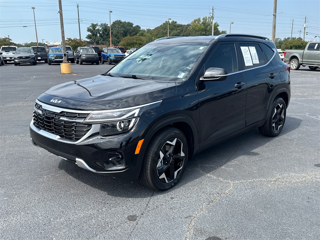 2024 Kia Seltos EX photo 7