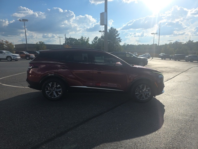 2023 Kia Sportage SX photo 2