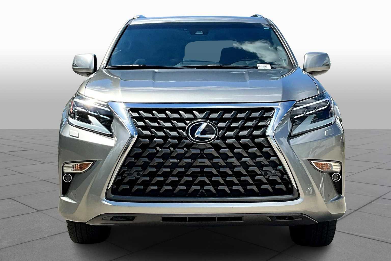 2023 Lexus GX 460 Premium photo 3
