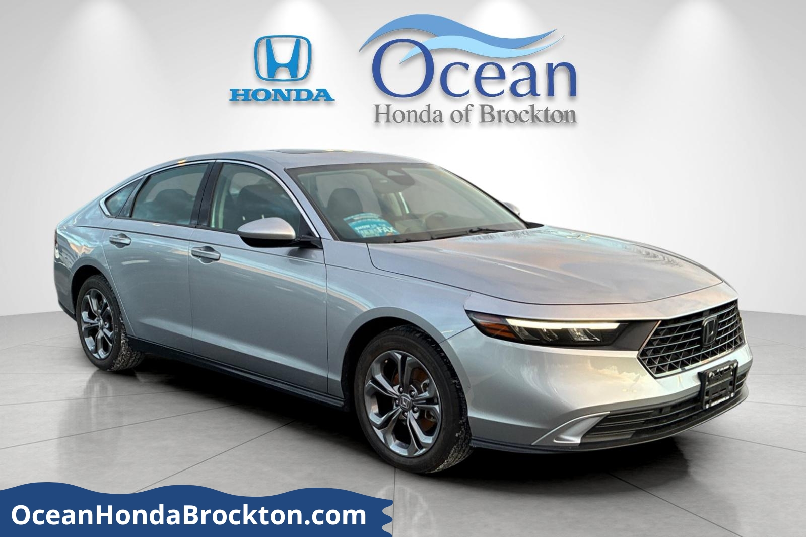 2023 Honda Accord EX's photo