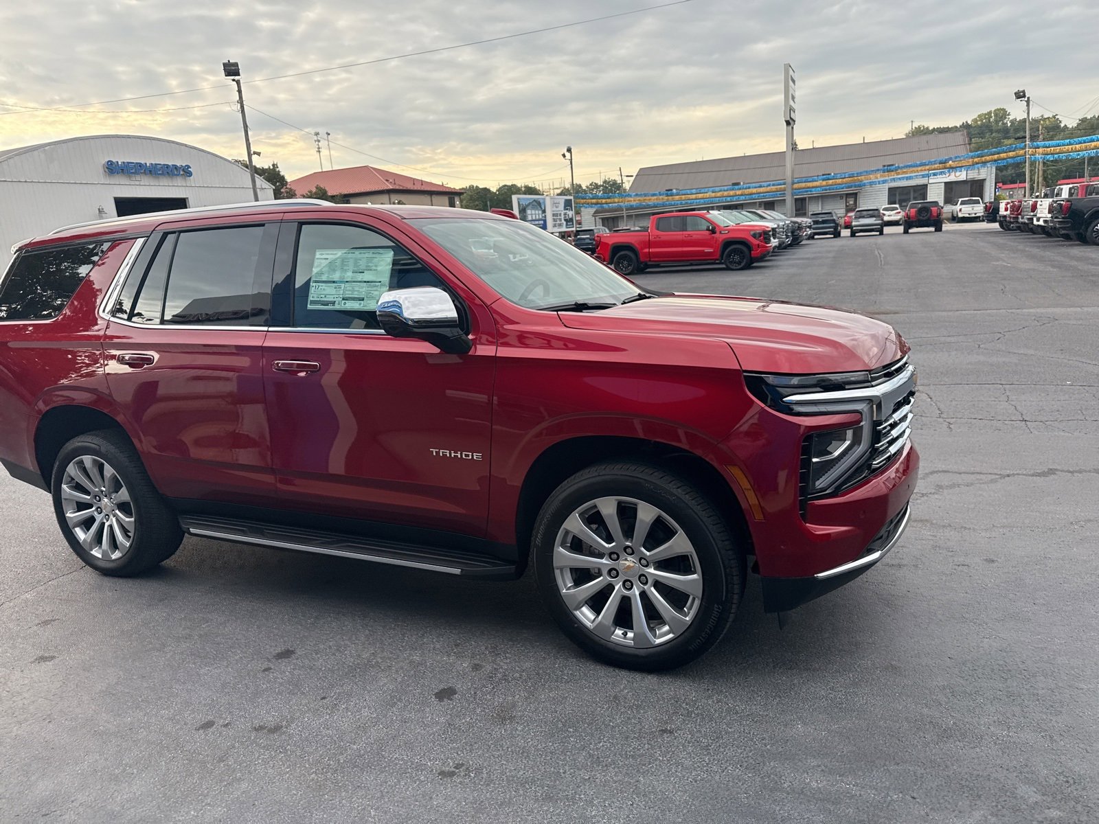 2025 Chevrolet Tahoe Premier photo 14