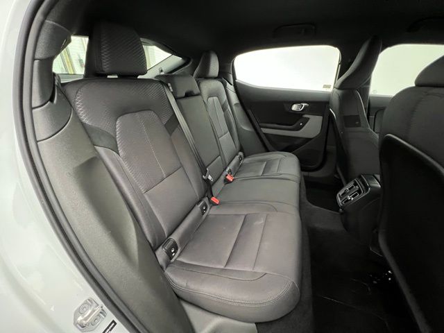 2022 Polestar PS2 e-AWD photo 9
