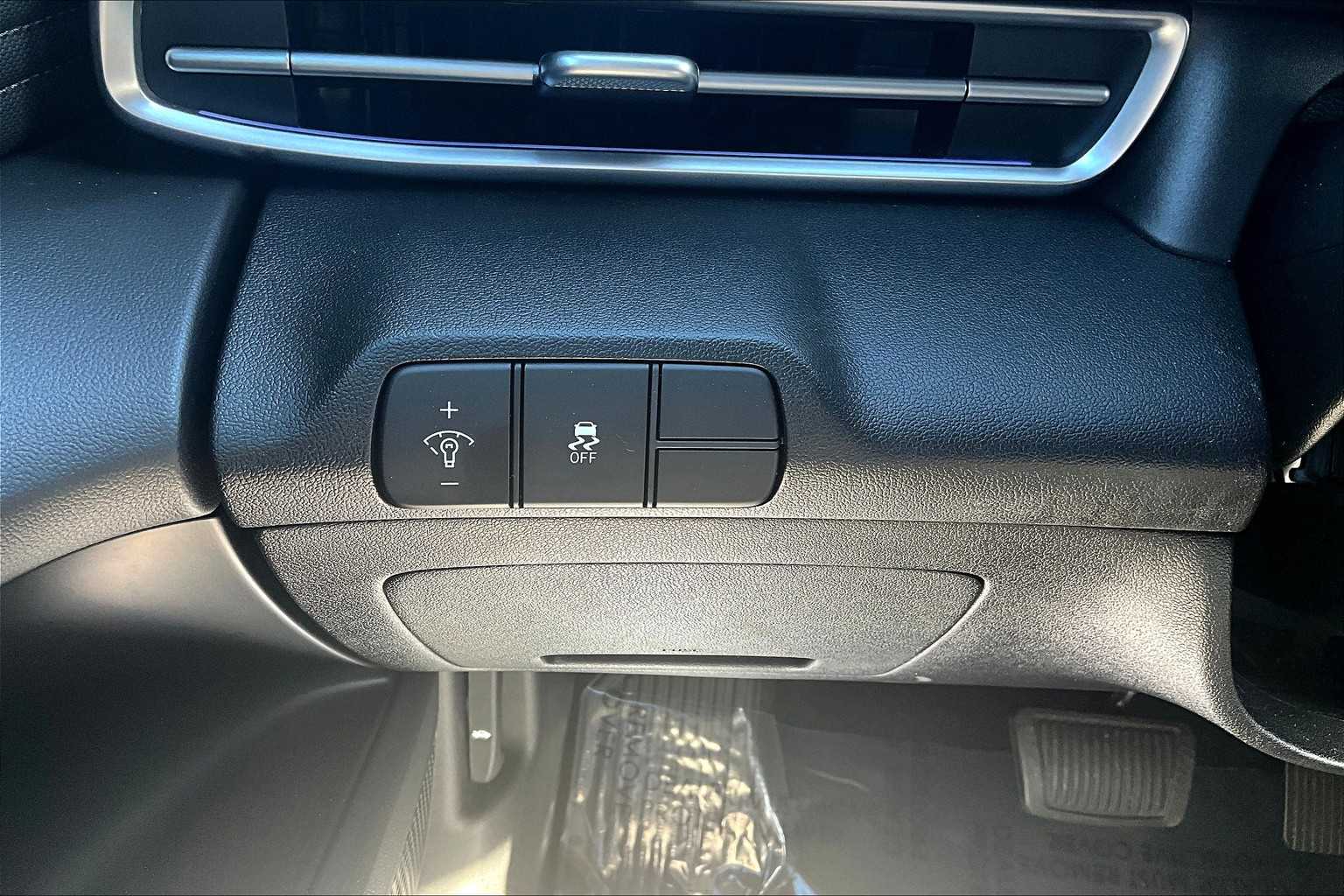 2024 Hyundai Elantra SEL Convenience photo 32