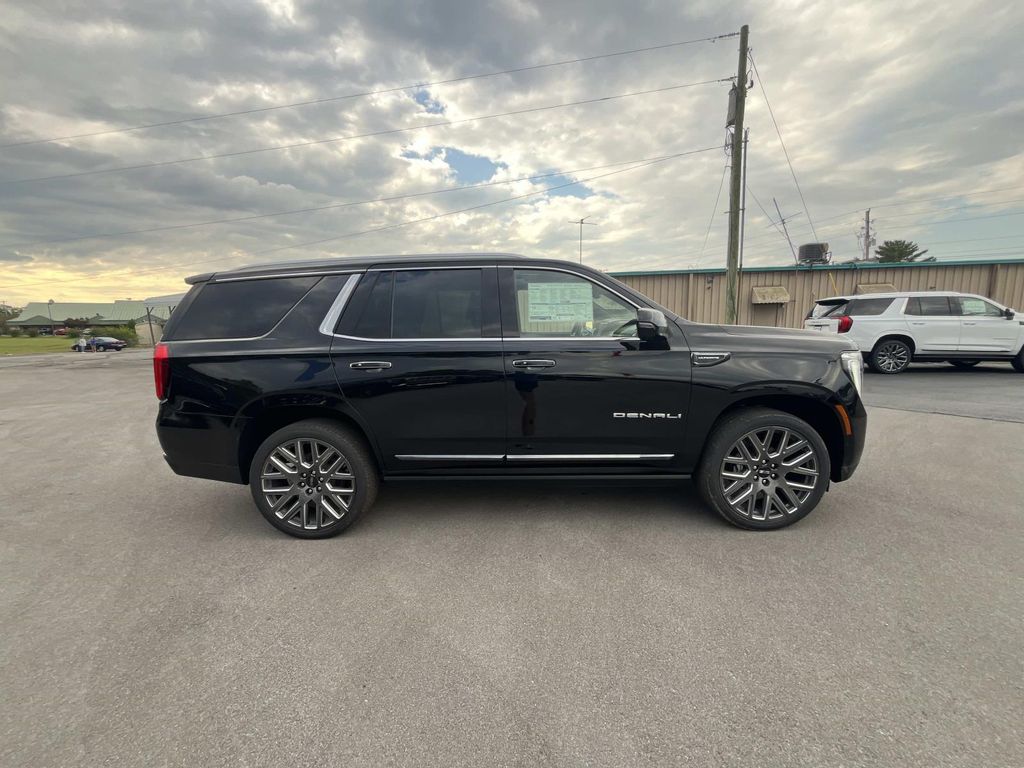 2025 Gmc Yukon Denali Ultimate photo 8