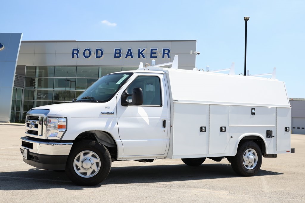 2025 Ford E-350 Base photo 3
