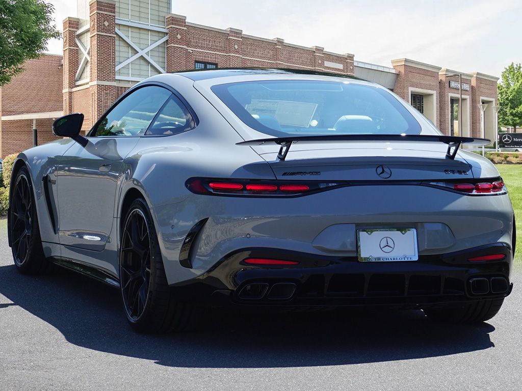 2026 Mercedes Benz AMG GT photo 7