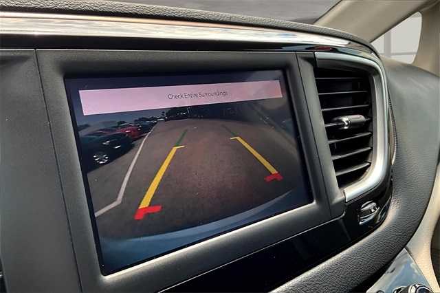 2022 Chrysler Voyager LX photo 19