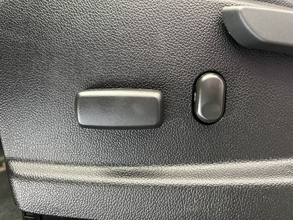 2021 Chevrolet Colorado Z71 photo 14