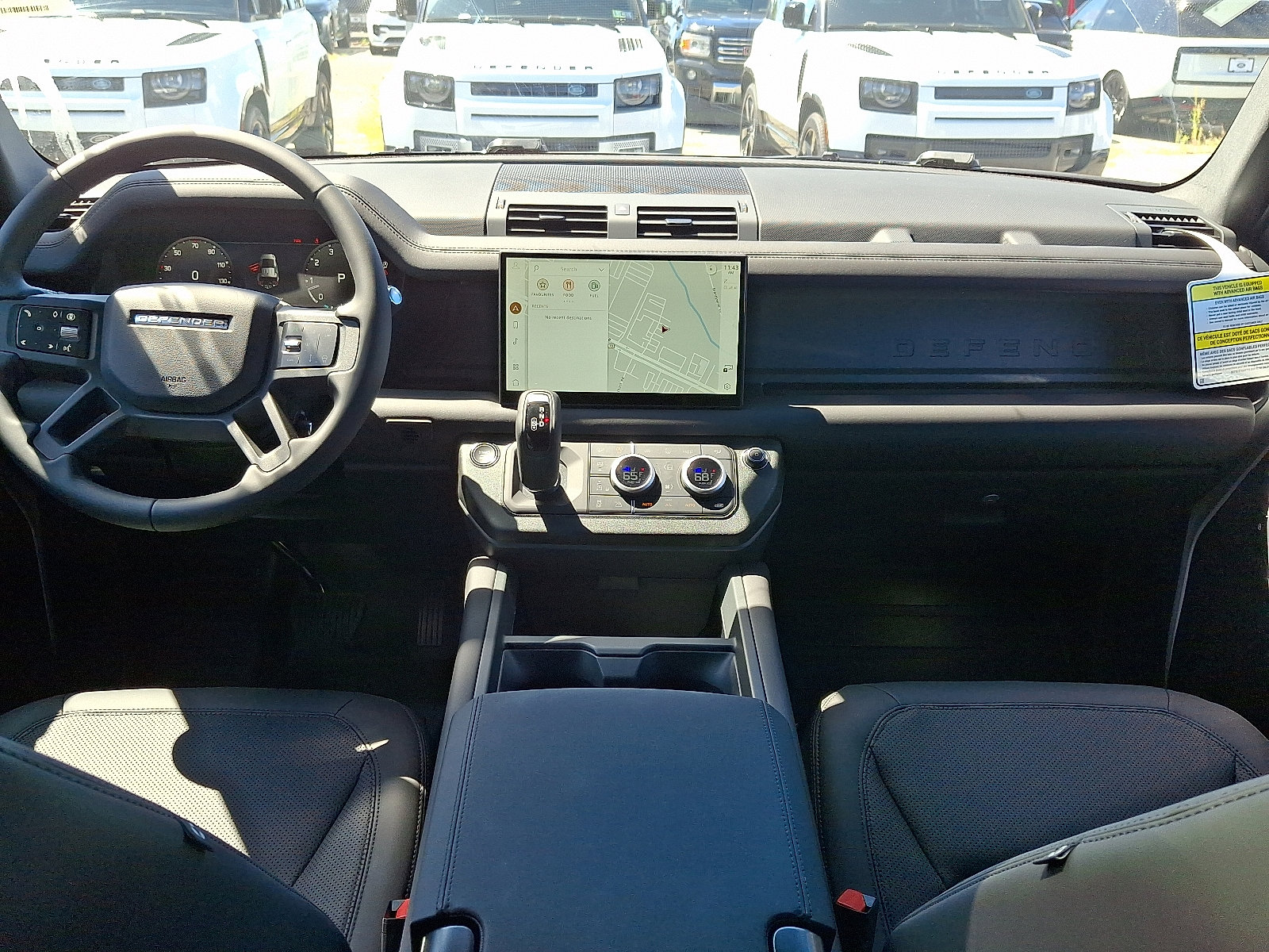 2025 Land Rover Defender 110 X-Dynamic SE photo 11