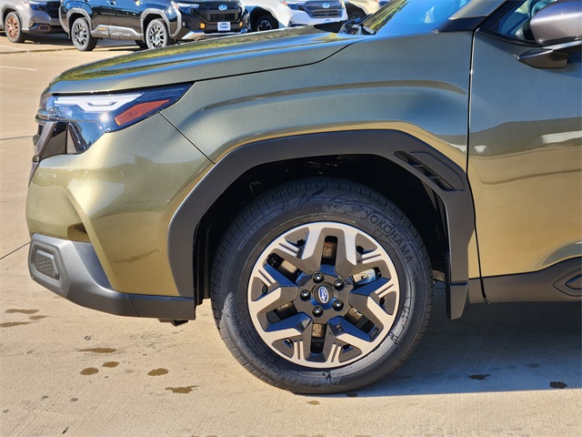 2026 Subaru Forester Premium photo 4