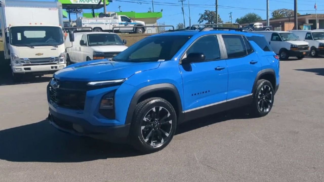 2026 Chevrolet Equinox RS photo 4