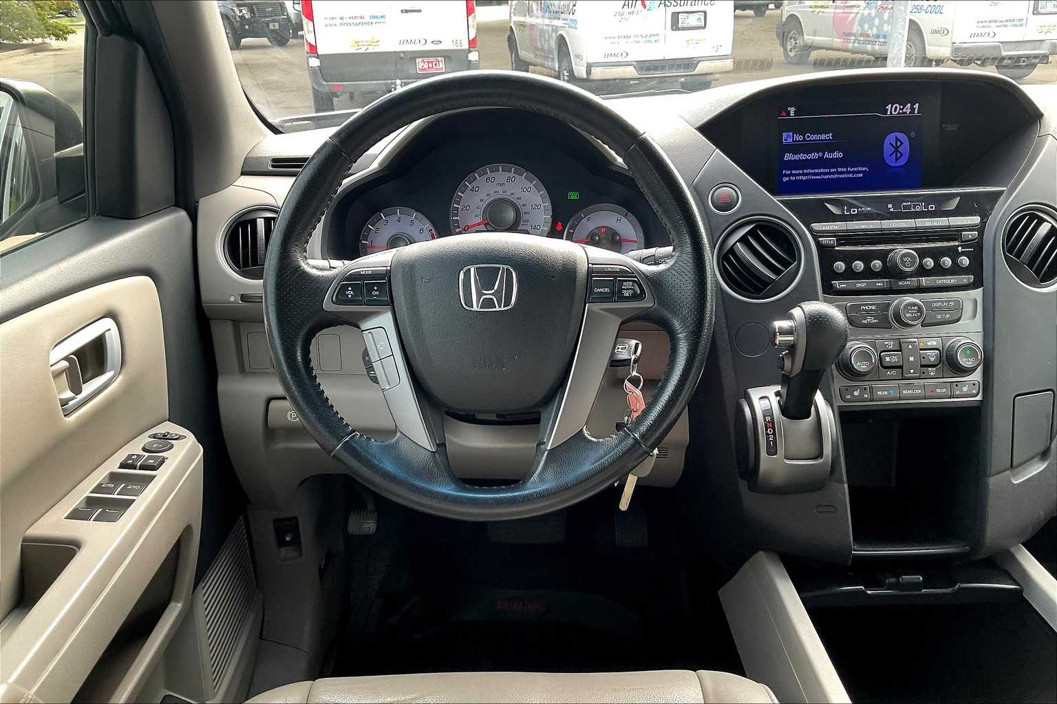 2014 Honda Pilot EX-L photo 5