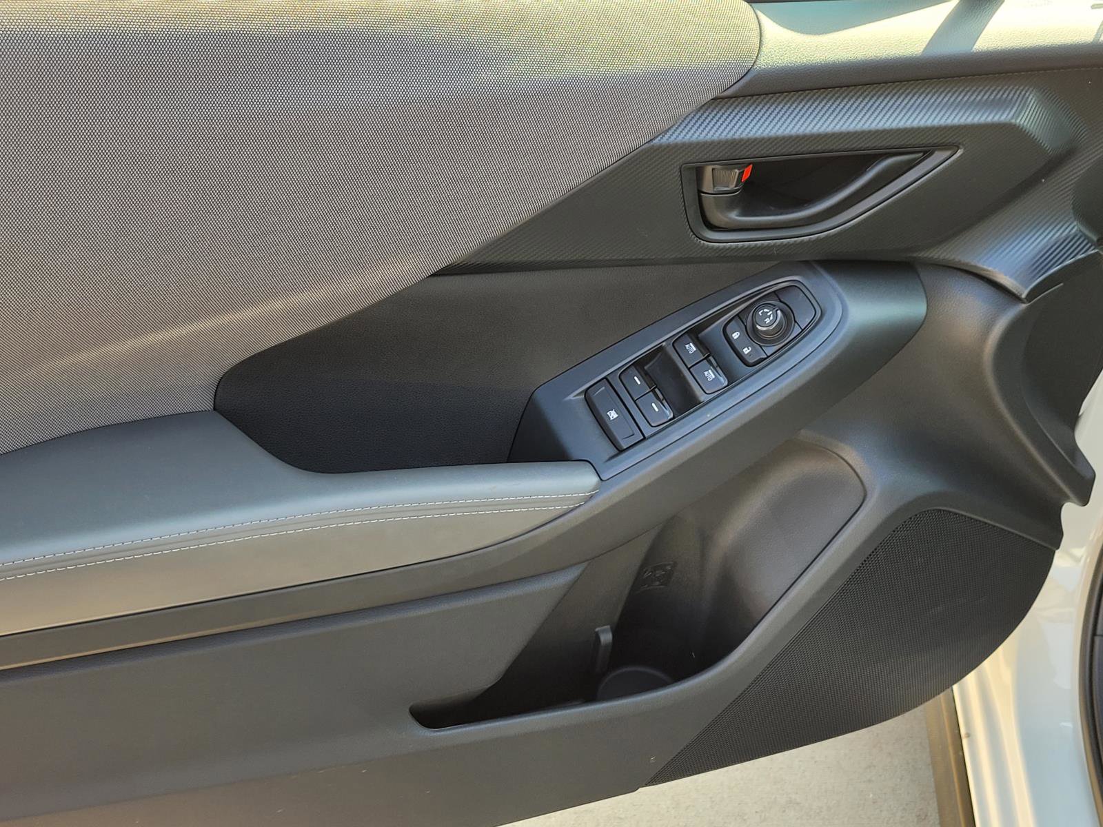 2025 Subaru Crosstrek Premium photo 4