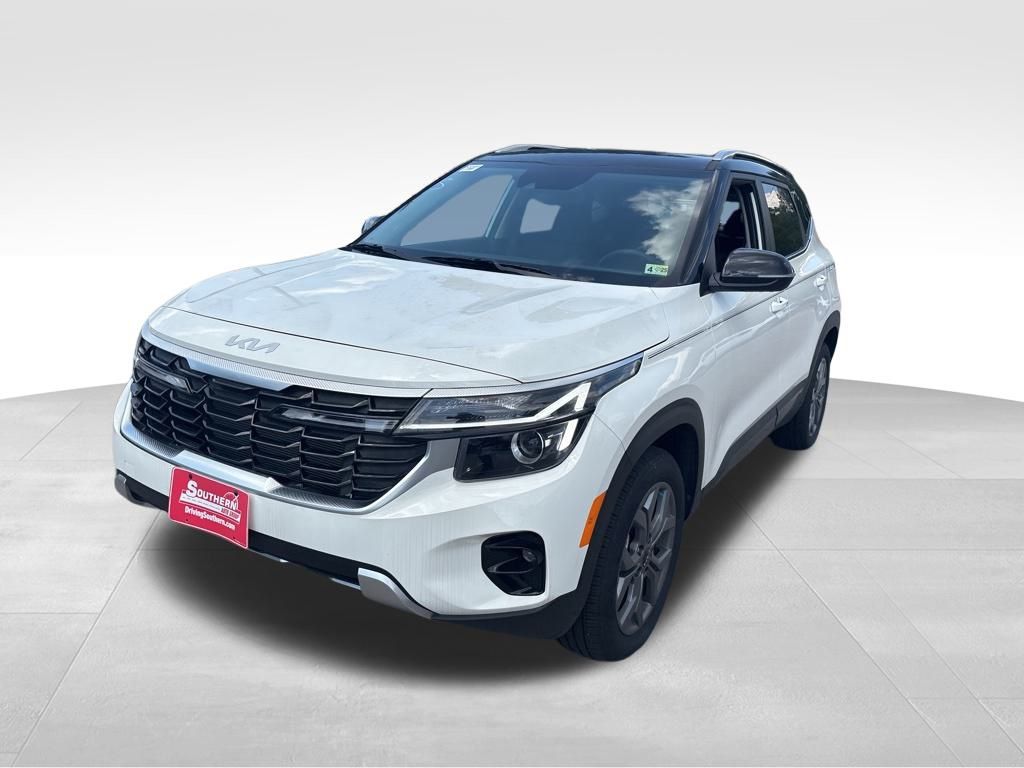 2024 Kia Seltos SX photo 3