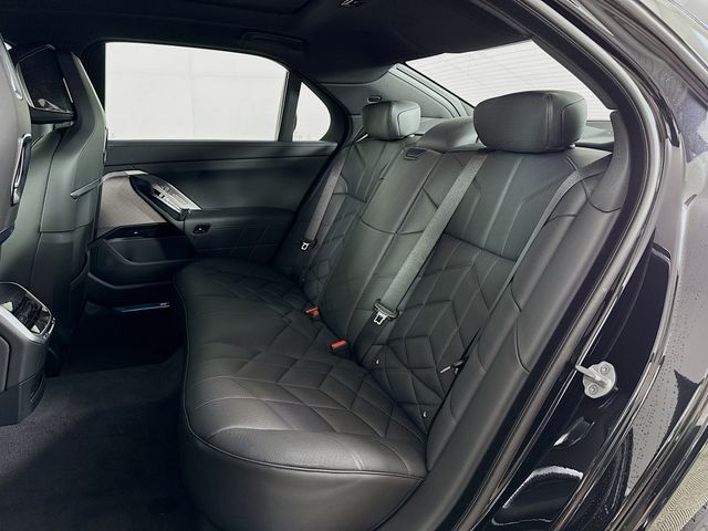 2025 Bmw 760i 760i xDrive photo 22