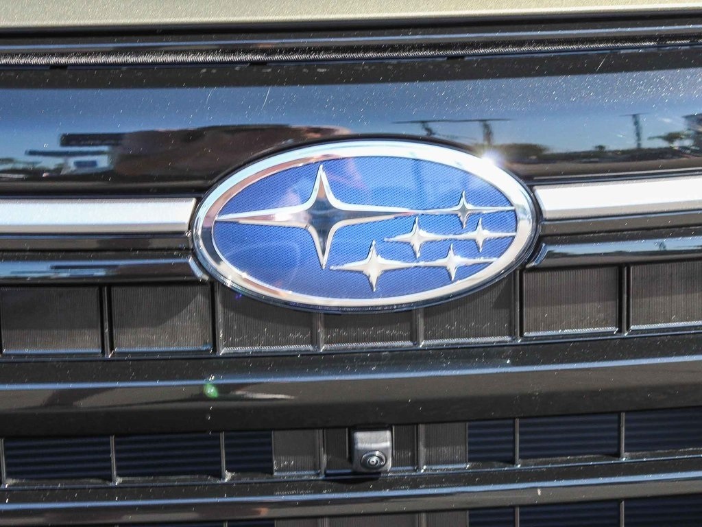 2025 Subaru Forester Touring photo 11
