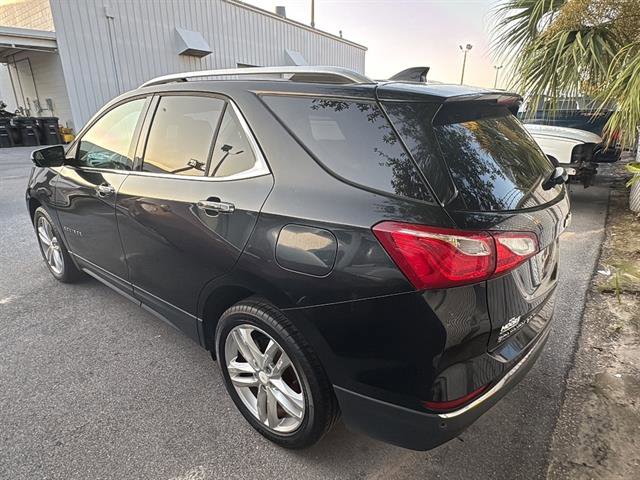 2018 Chevrolet Equinox Premier photo 3
