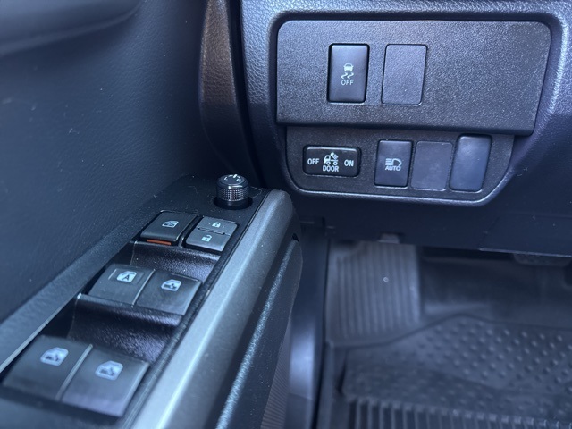 2022 Toyota Tacoma SR5 photo 23