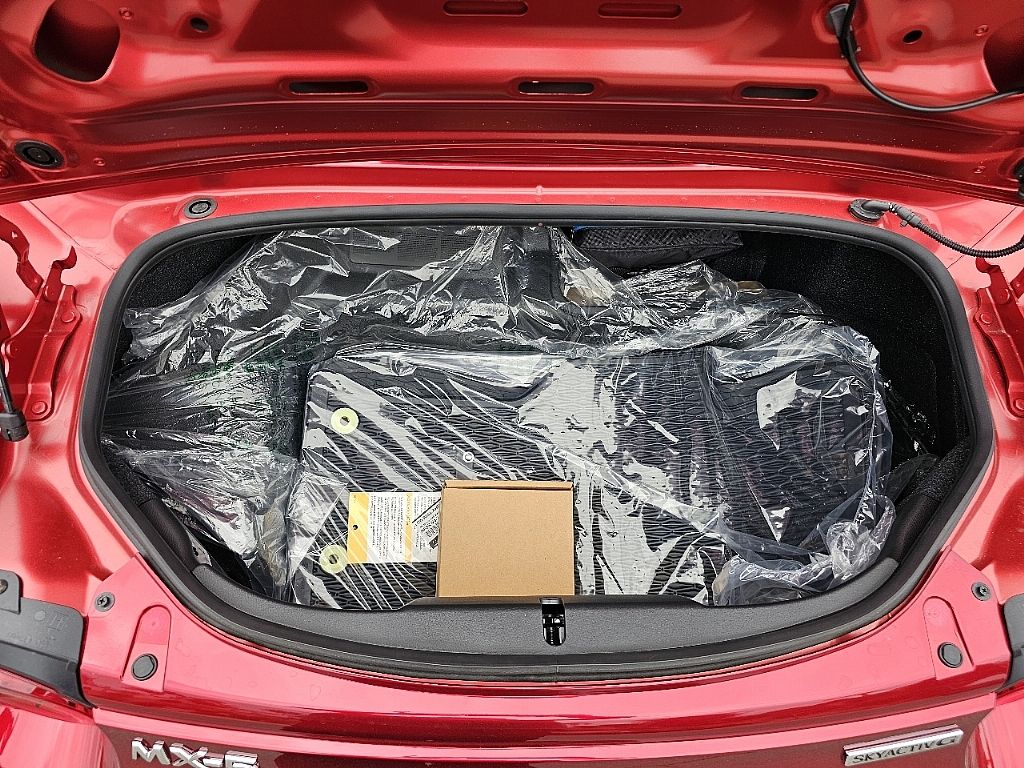 2025 Mazda MX-5 Miata Miata Grand Touring photo 8