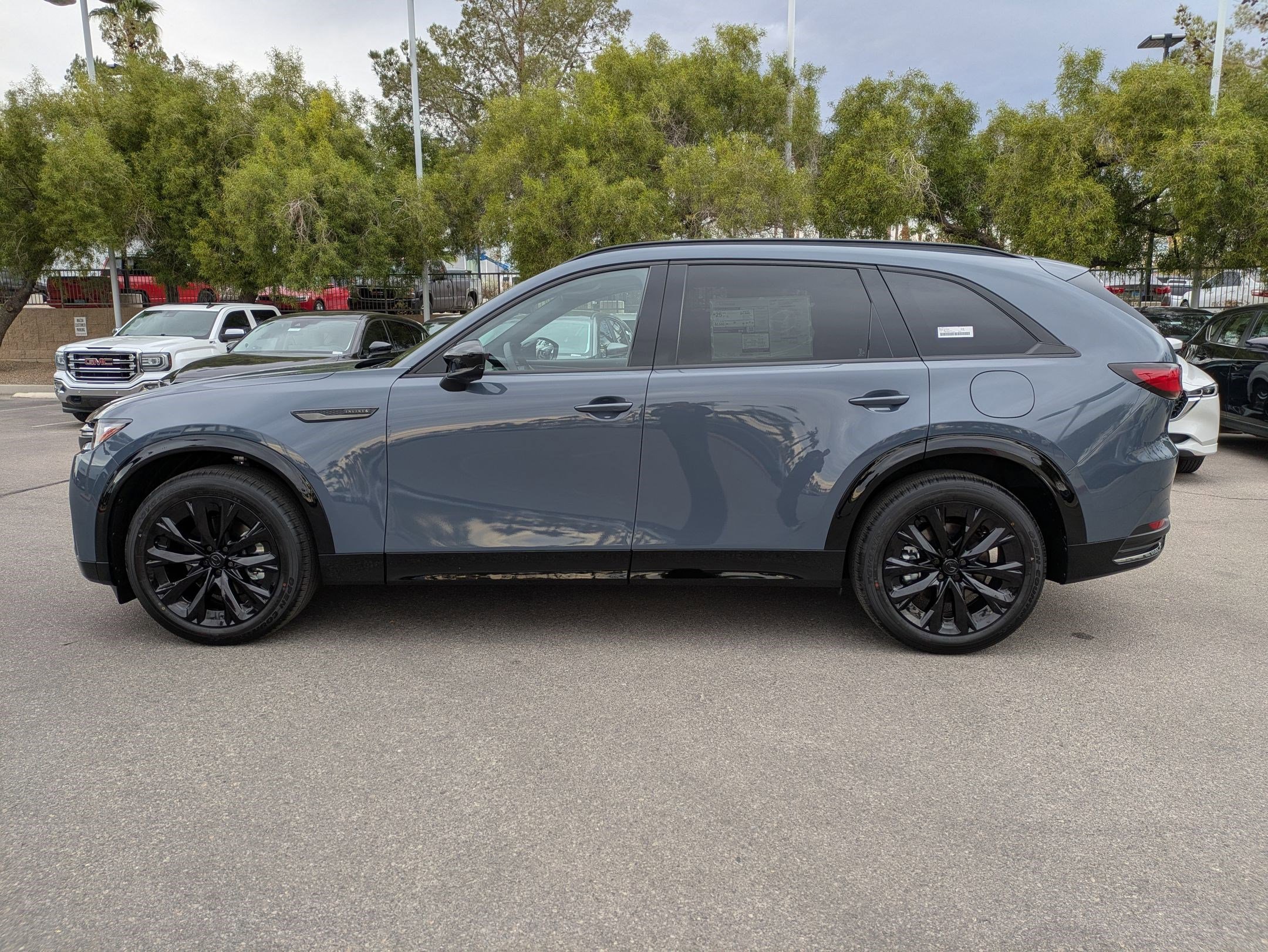 2026 Mazda CX-90 Premium S photo 2
