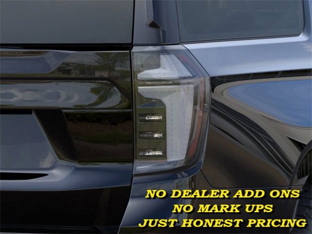 2025 Chevrolet Suburban Z71 photo 9