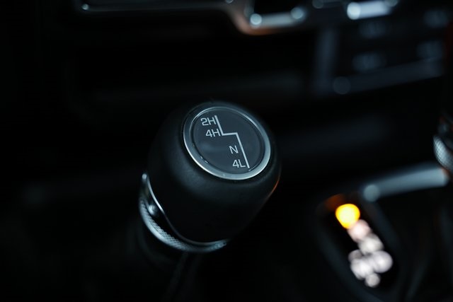 2024 Jeep Wrangler Sahara photo 21