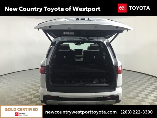 2024 Toyota Sequoia Capstone photo 16