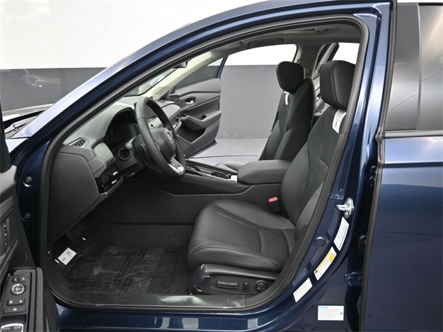 2025 Honda Accord Hybrid Touring photo 4