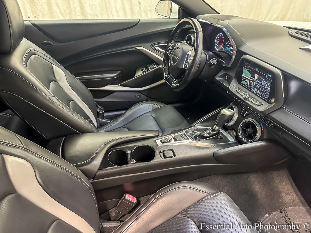 2018 CHEVROLET CAMARO - Image 24