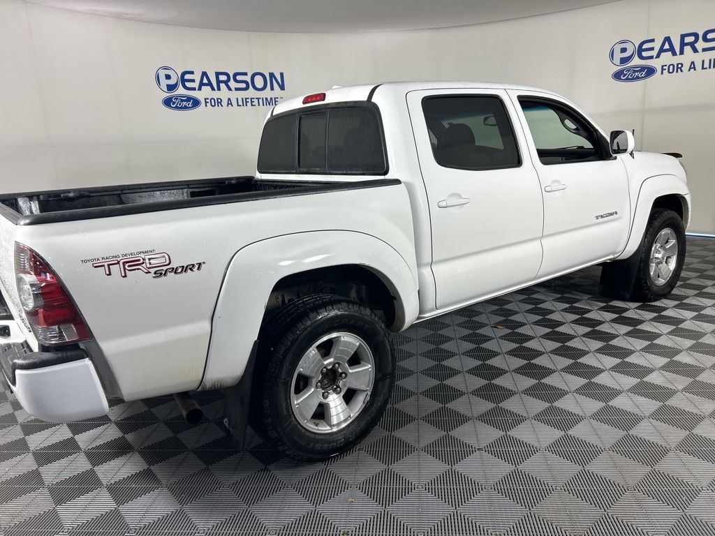 2010 Toyota Tacoma Base photo 3